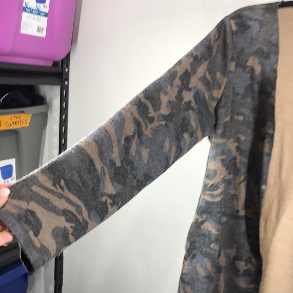 Unbranded camouflage open cardigan size large - Picture 4 of 8